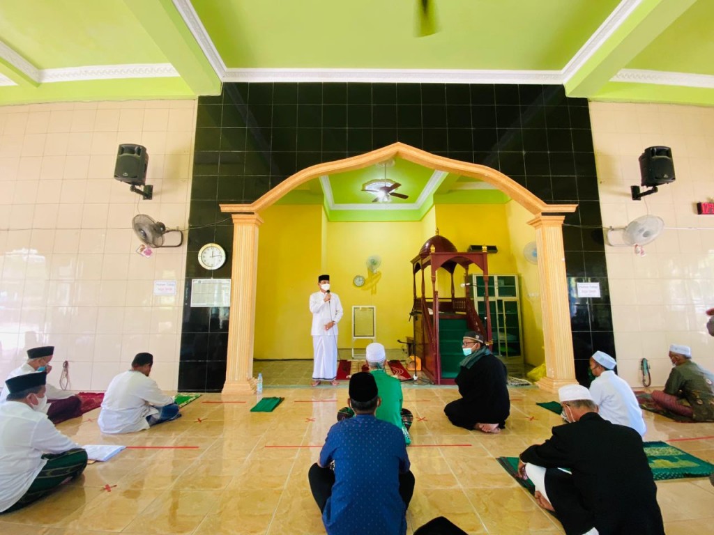 Safari Jumat Perdana Wawali Rusmadi di Masjid Baitul Maghfirah