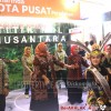 Rinda Ikuti Ladies Program APEKSI, Menari Dayak di Stand Hingga Borong Batik Tulis Bersama Wali Kota