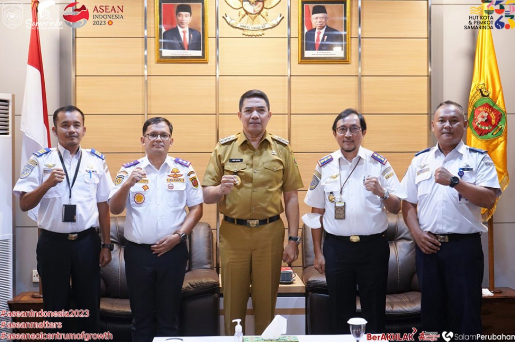 BalaiWali Kota Andi Harun Himbau ASN Pemkot Samarinda Terbang Lewat Bandara APT Pranoto untuk Perjalanan Dinas