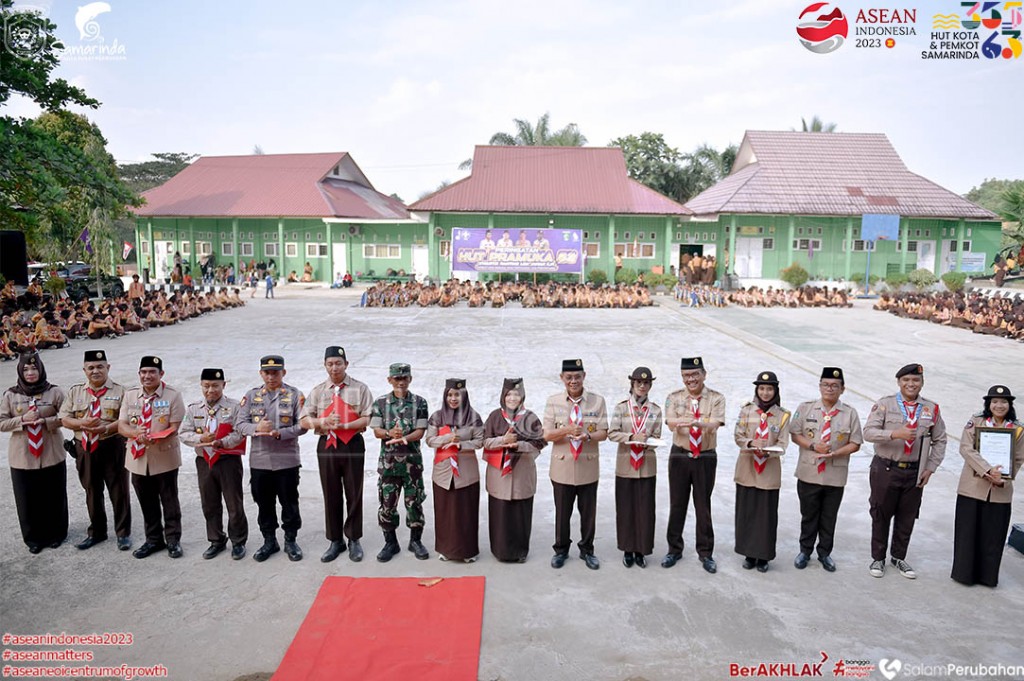 Gelar Senjata dan Upacara Peringatan HUT Pramuka ke-62 Kwaran Loa Janan Ilir di SMK 14 Samarinda