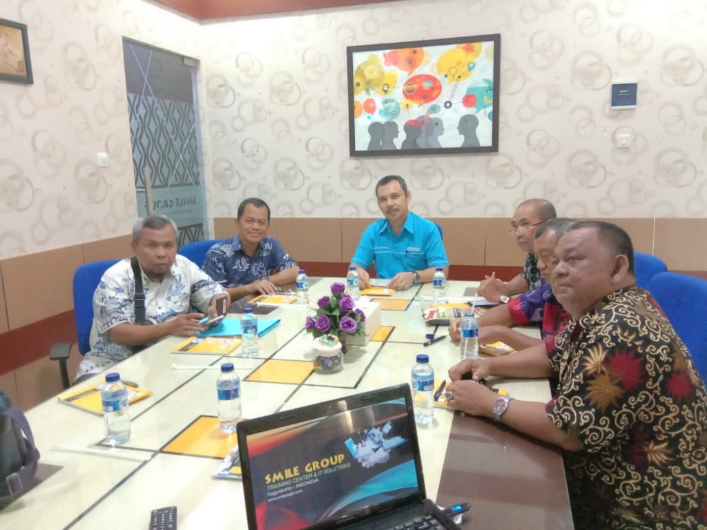 Diskominfo Samarinda Serap Program Di Provinsi Melek IT