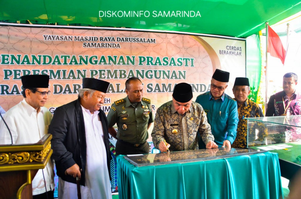 Walikota Samarinda Dukung Pembangunan Madrasah Darussalam