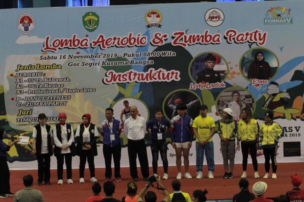 Keseruan FORNAS V Kaltim (4). Kaltim Juara 1 dan 2 Aerobic Di Atas 36 Tahun