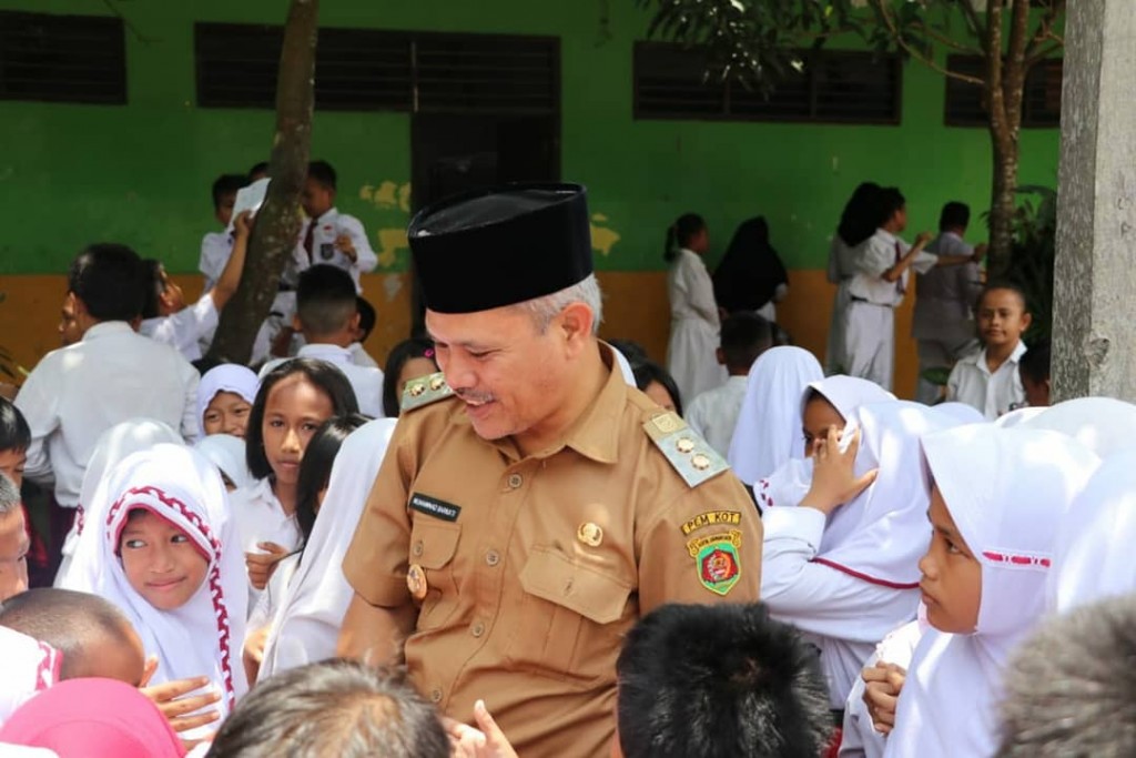 Barkati Tinjau Sekolah dan Serap Aspirasi Di Loa Kumbar