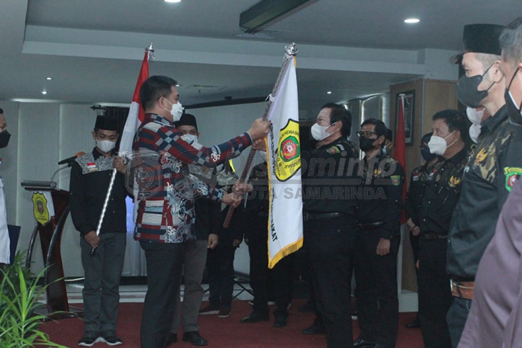Wali Kota Samarinda Kukuhkan Pengurus FKDM Periode 2020-2025