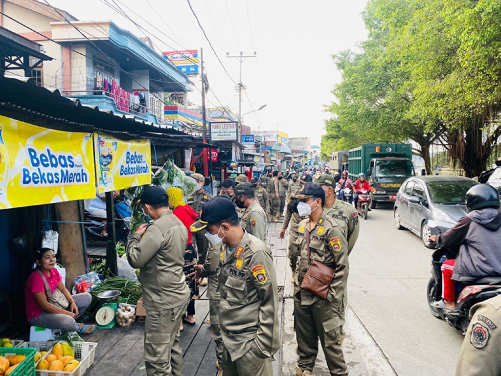Tertibkan Pedagang Pasar Sungai Dama, Jangan Ada yang Jualan di Bahu Jalan