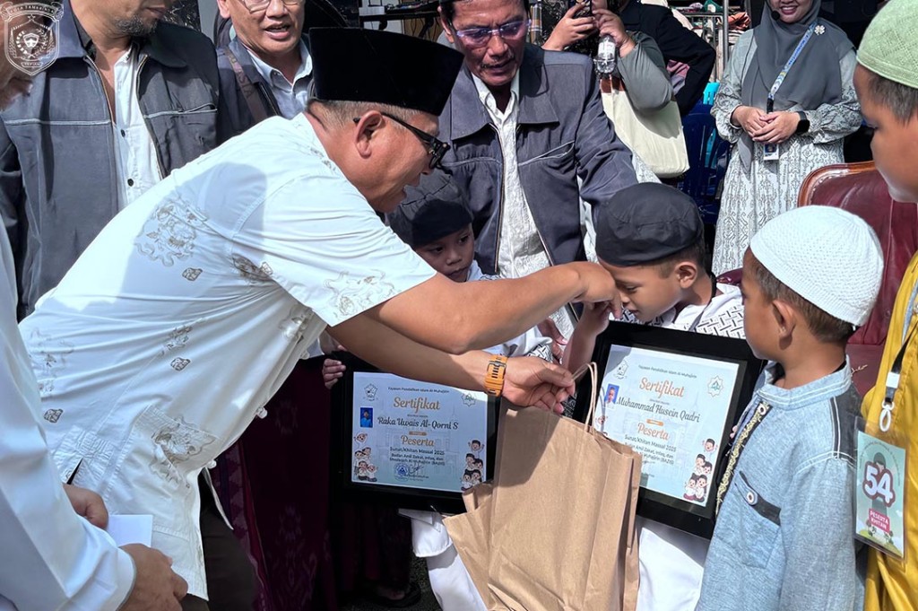Khitanan Massal Al-Muhajirin Jadi Wujud Kepedulian Sosial, Wawali Dorong Pembentukan Karakter Anak
