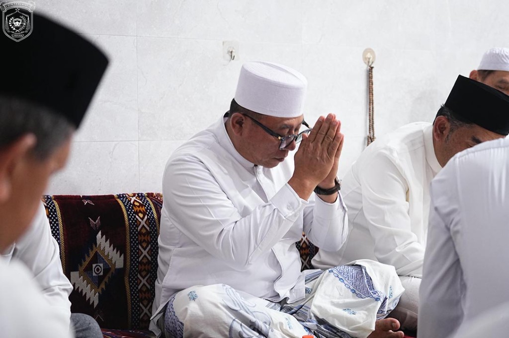 Berbaur Bersama Ribuan Jamaah, Wawali Saefuddin Hadiri Haul Abah Guru Sekumpul ke-21 di Loa Bakung