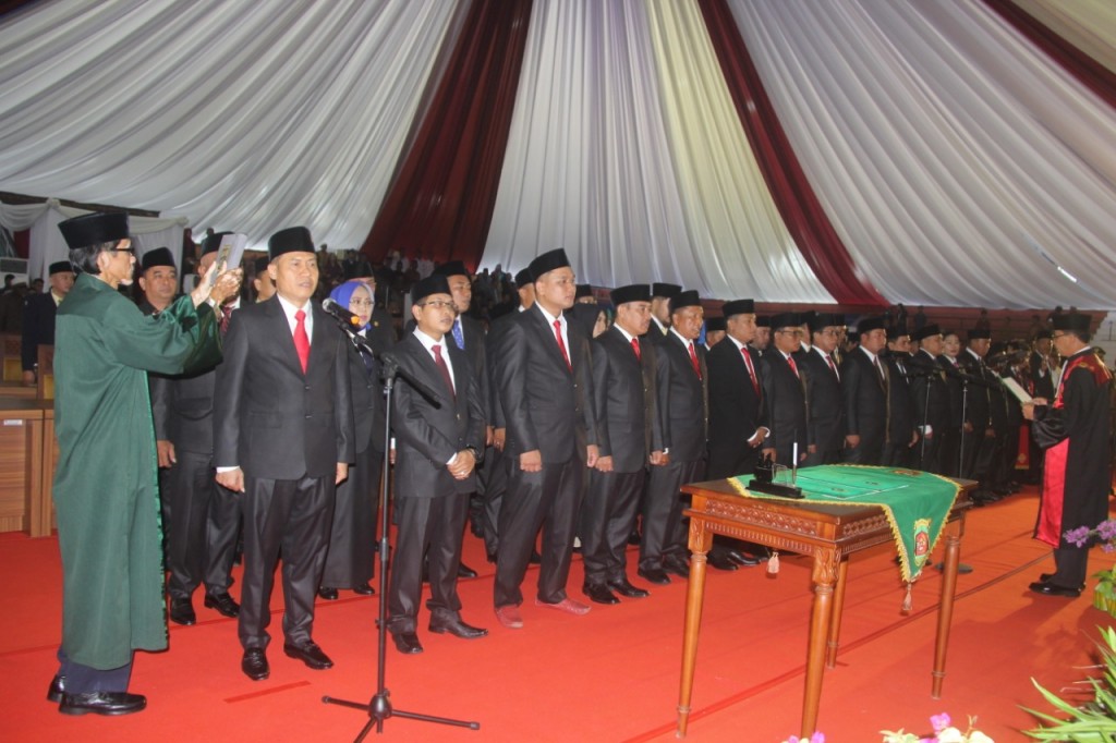 Dilantik, 45 Anggota DPRD Siap Mengabdi
