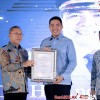 Samarinda Borong Penghargaan, Pasar Ber-SNI dan Daerah Tertib Ukur Diserahkan Mendag RI Zulhas