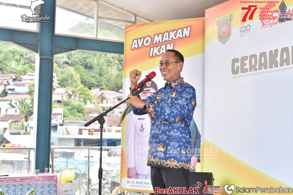 Rusmadi Ajak Anak-Anak Gemar Makan Ikan untuk Mencegah Stunting