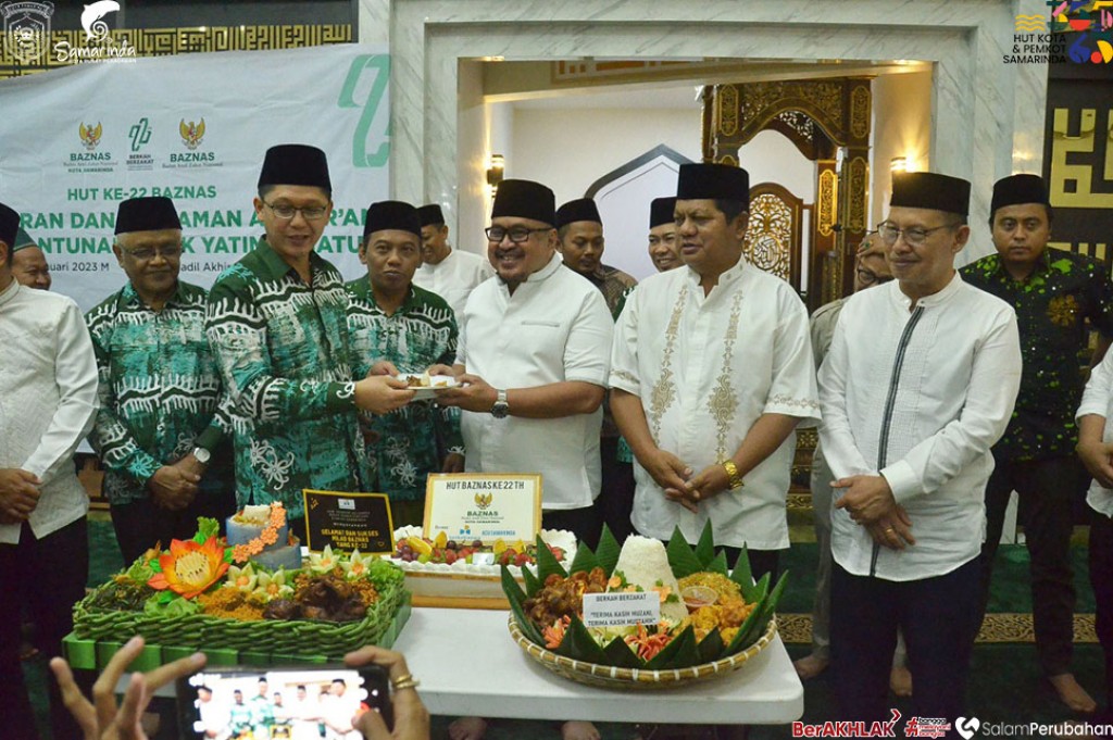 Peringati HUT Ke 22, BAZNAS Kota Samarinda Berikan Santunan Pada Yatim dan Piatu