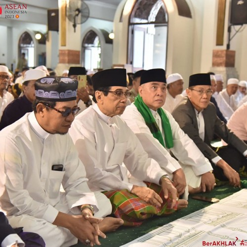 Wakil Wali Kota Rusmadi Ikuti Sholat Ied di Masjid Raya Darussalam Samarinda