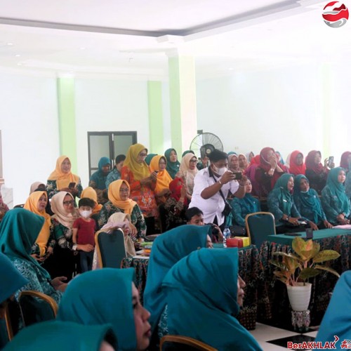 PKK Kota Samarinda Gelar Lomba Busana Takwo Modifikasi Batik Khas Daerah Kecamatan
