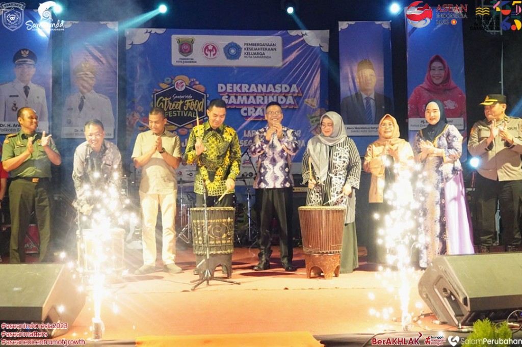 Wali Kota Buka Samarinda Street Food Festival dan Dekranasda Samarinda Craft 2023, Janjikan Sajian Kemeriahan Kuliner Lokal, Wastra, Kriya hingga Event