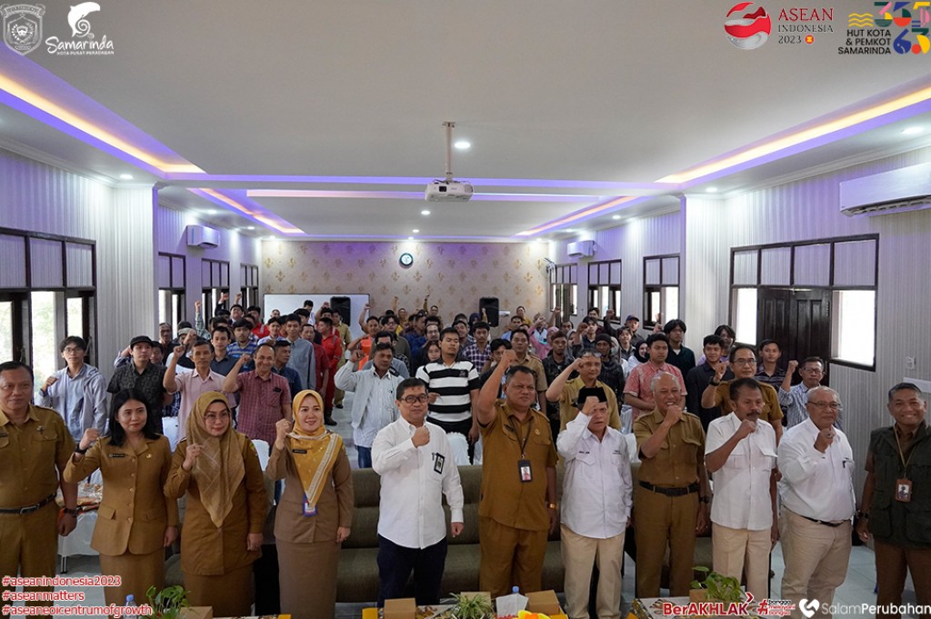 Asisten I Buka Pelatihan dan Sertifikasi Konstruksi di SMK Negeri 6