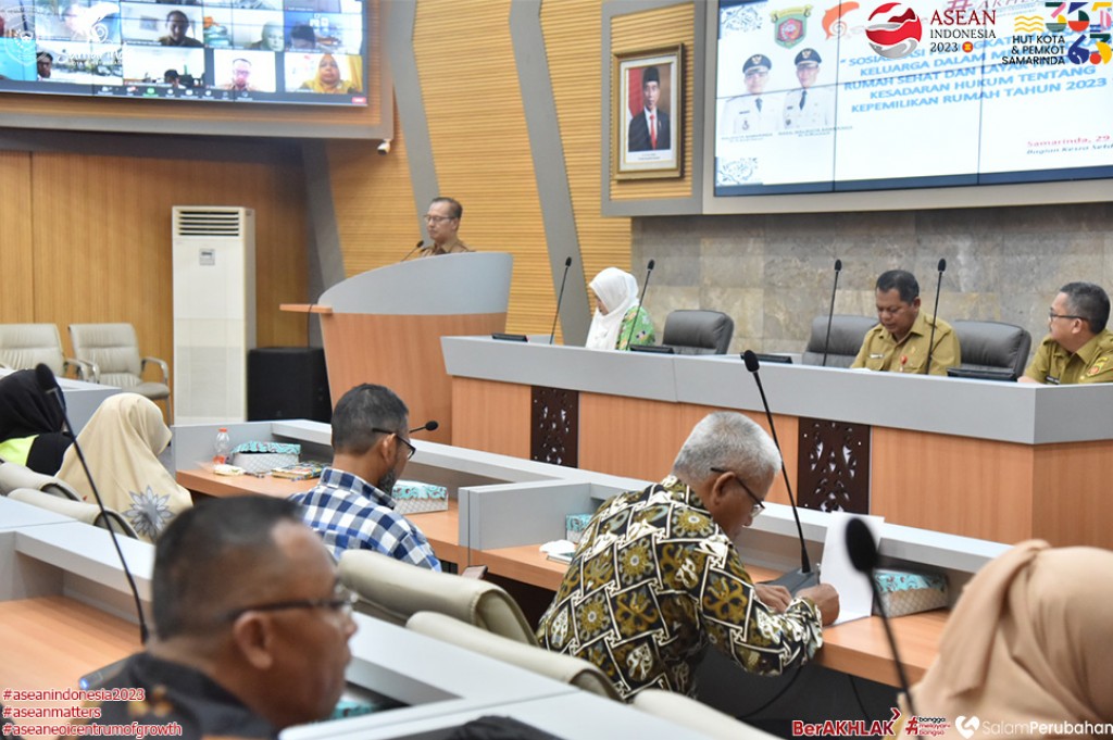 Sam Saimun buka Sosialisasi Peningkatan Kesadaran Keluarga Dalam Mewujudkan Rumah Sehat dan Layak Huni