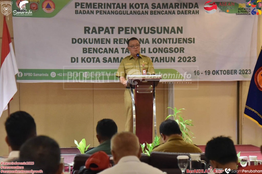 Sekda Kota Samarinda Buka Rapat Penyusunan Dokumen Rencana Kontijensi Bencana Tanah Longsor di Kota Samarinda Tahun 2023