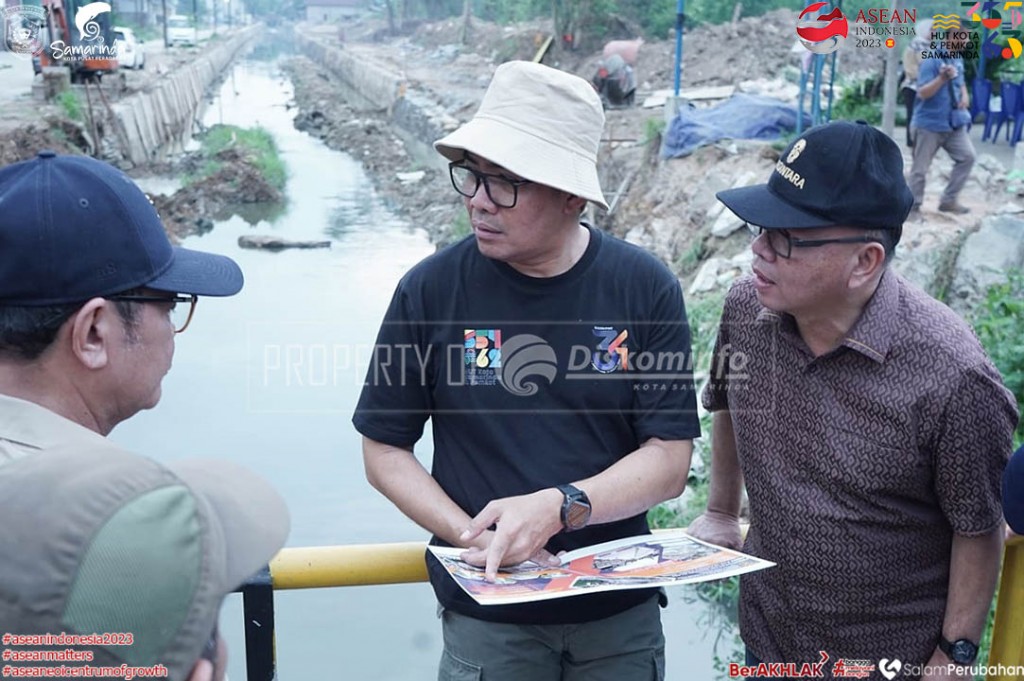 Komitmen Pengendalian Banjir, Wali Kota Sisiri Parit Buntu PM Noor hingga Tinjau Proyek Drainase di Rapak Benuang dan Normalisasi Sungai di PSI