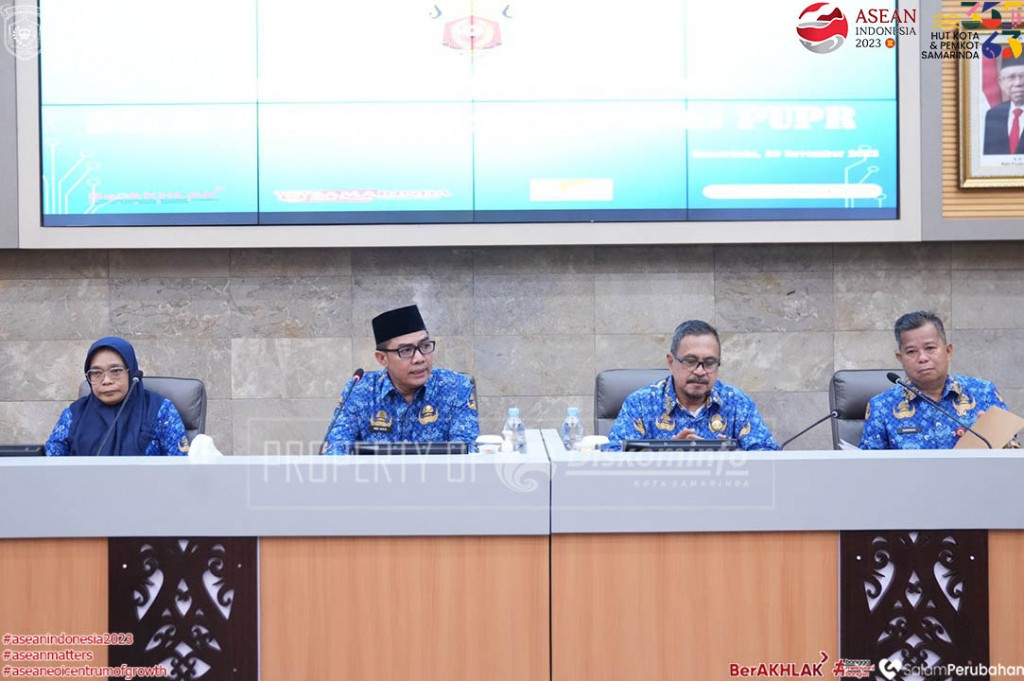 Disaksikan Wali Kota, Dinas Perdagangan dan PUPR Presentasikan Kegiatan