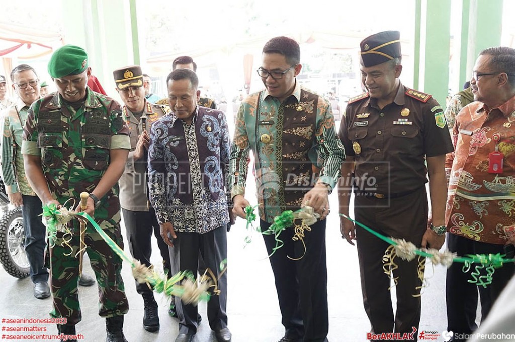 Wali Kota Resmikan Kantor Kodim Hingga Serahkan 103 Kendaraan Operasional untuk TNI dan Polri