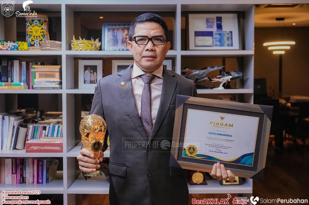 pemerintah-kota-samarinda-sukses-pertahankan-predikat-uhc-2024