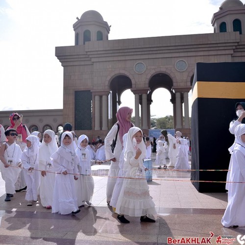 6.175 Anak PAUD dan TK Samarinda Antusias Ikuti Manasik Haji Cilik 2024 di Masjid Baitul Muttaqien