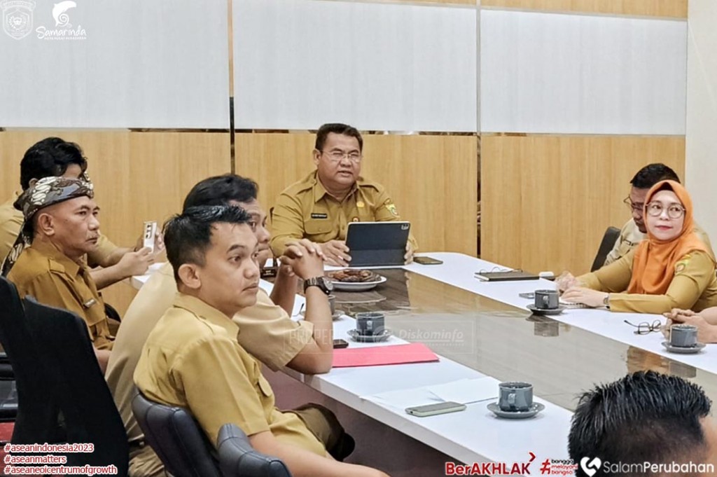 diskominfo-samarinda-gelar-evaluasi-kinerja-triwulan-iii-fokus-pada-pengawasan-dan-keberlanjutan-proyek