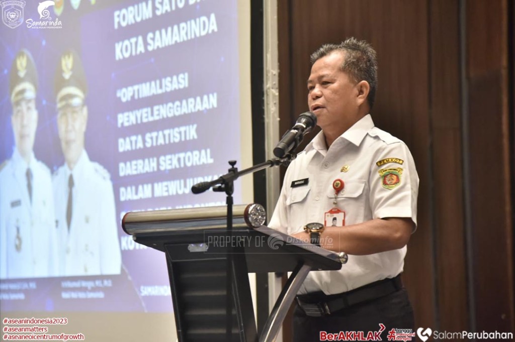marnabas-buka-forum-satu-data-kota-samarinda