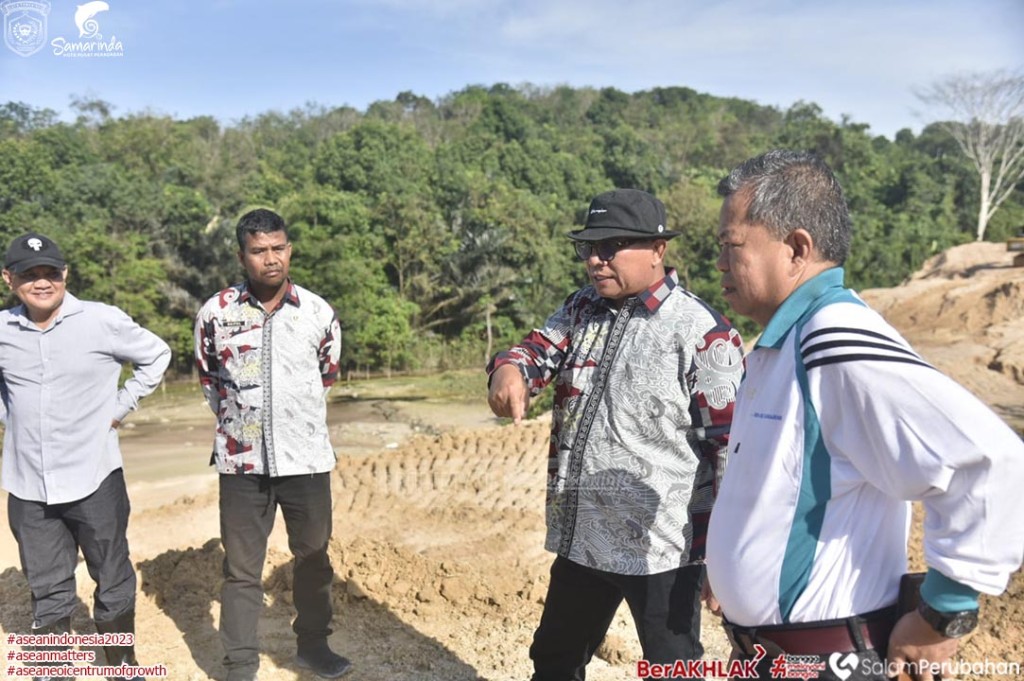 Saefuddin Zuhri Wakil Wali Kota Samarinda Tinjau Progres Pengelolaan Lindi di TPA Sambutan