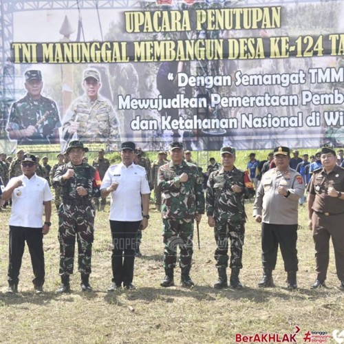 Wali Kota dan Wawali Samarinda Hadiri Penutupan TMMD ke 124 Tahun 2025